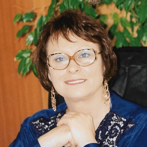 Julia Da Gloria portrait